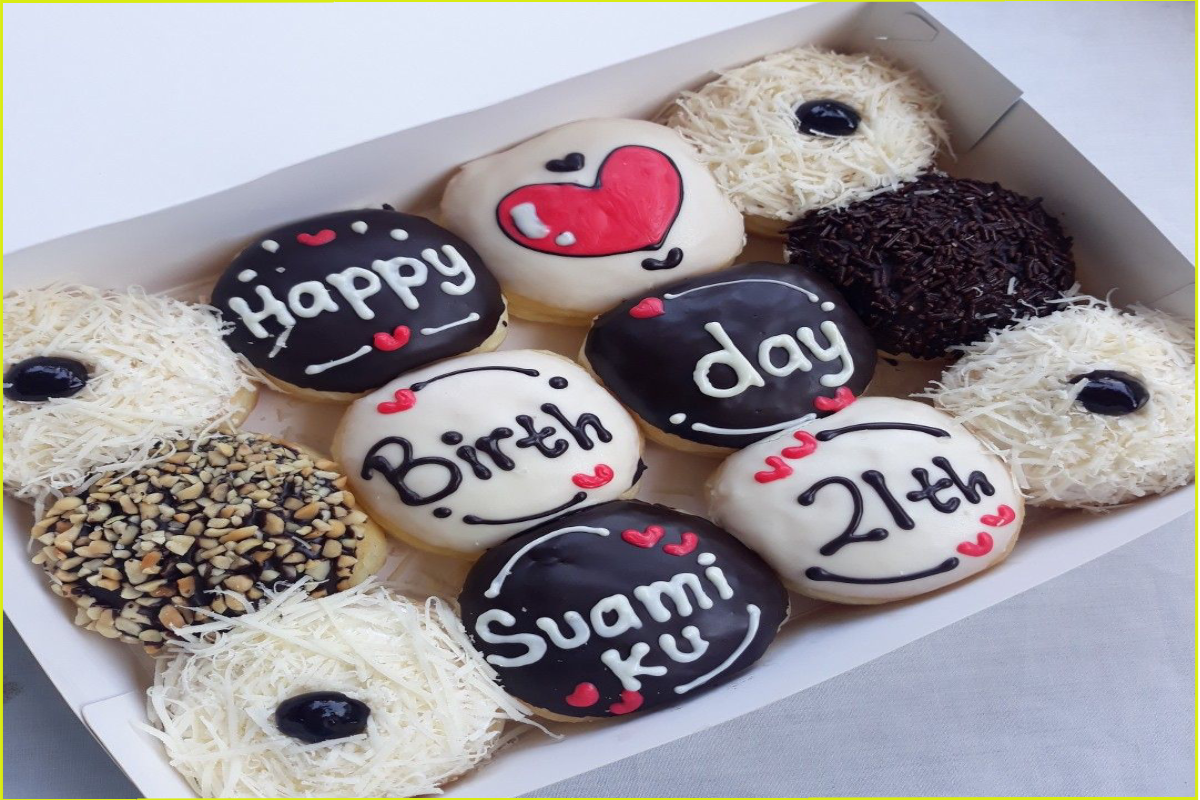 Donat Ulang Tahun